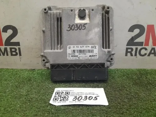 Centralina Iniezione E2355577674 Opel Astra J 2012