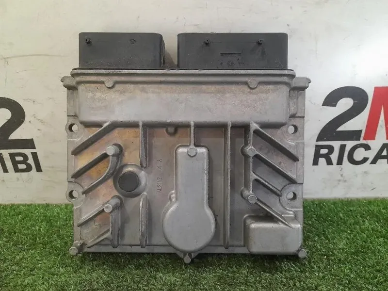 Centralina Iniezione 55579719 Opel Astra J 2012