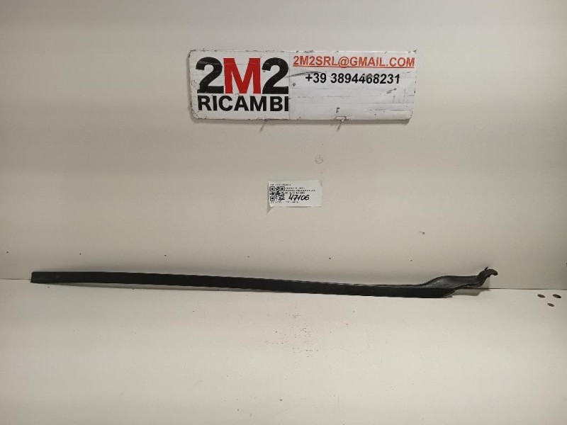 Modanatura Adesiva Montante Parabrezza DX GX73-025A52-A Jaguar XE 2015