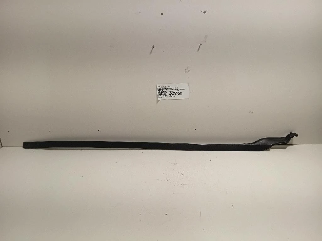 Modanatura Adesiva Montante Parabrezza DX GX73-025A52-A Jaguar XE 2015