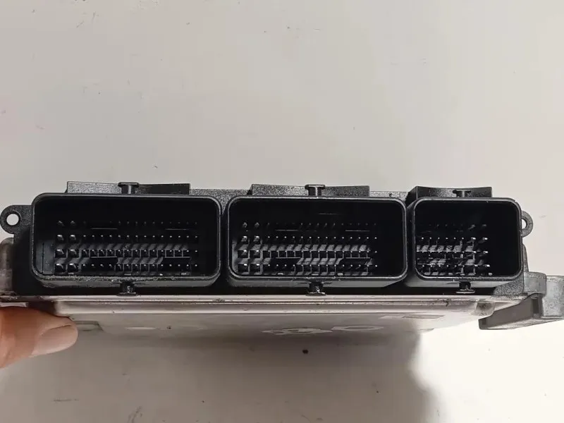 Centralina Iniezione 237101754R Opel Vivaro A 2007