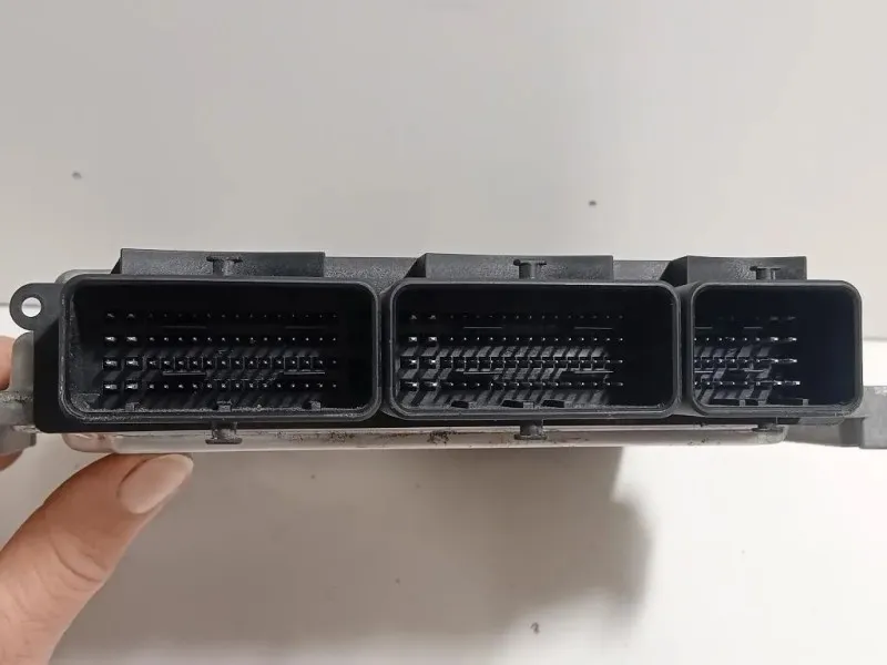 Centralina Iniezione 23710175R Opel Vivaro B 2015