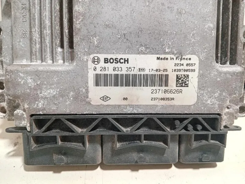 Centralina Iniezione 0 281 033 357 Opel Vivaro B 2015