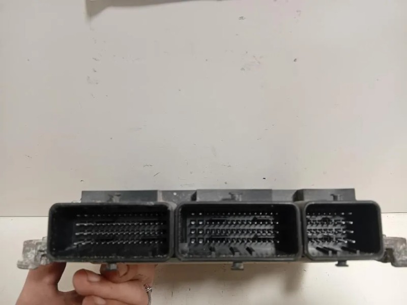 Centralina Iniezione 0 281 033 357 Opel Vivaro B 2015