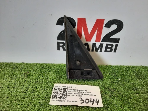 Modanatura Adesiva Montante Parabrezza SX 8120Z8 SX Citroen DS3 2010