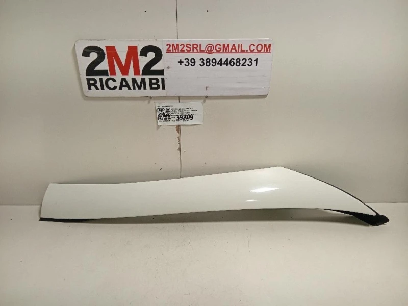 Modanatura Adesiva Montante Parabrezza SX A1716900339 Mercedes Classe SLK R171 2004