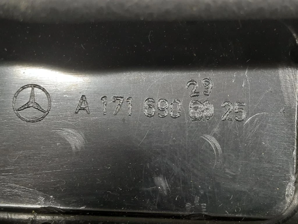 Modanatura Adesiva Montante Parabrezza SX A1716902925 Mercedes Classe SLK R171 2004