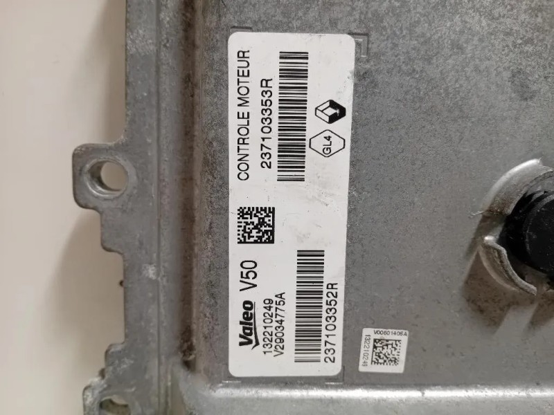 Centralina Iniezione 237103353R Renault CLIO IV 2013
