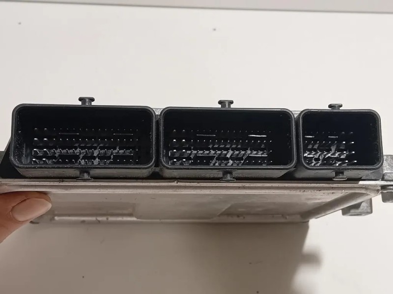 Centralina Iniezione 237103353R Renault CLIO IV 2013