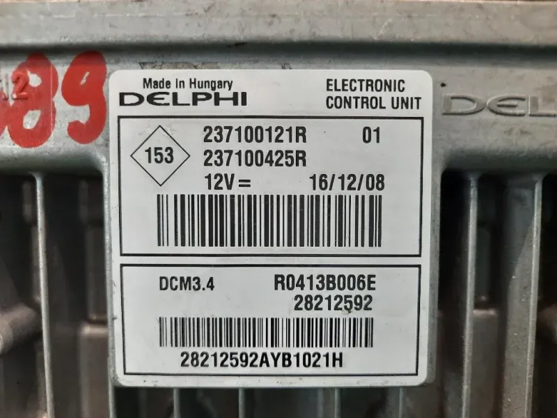 Centralina Iniezione 237100425R 237100121R 28212592 ECU MOTORE Renault Mégane III 2009