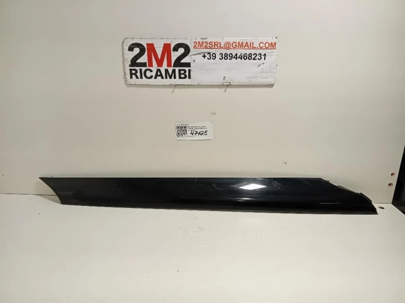 Modanatura Adesiva Montante Parabrezza SX 79210-35010 Ssangyong Tivoli 2015