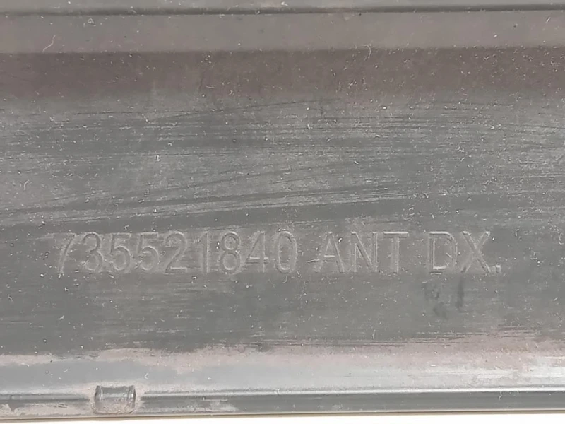Modanatura Adesiva Porta ANT DX 735521840 Fiat 500L 2013
