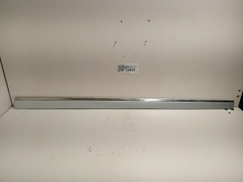 Modanatura Adesiva Porta ANT DX