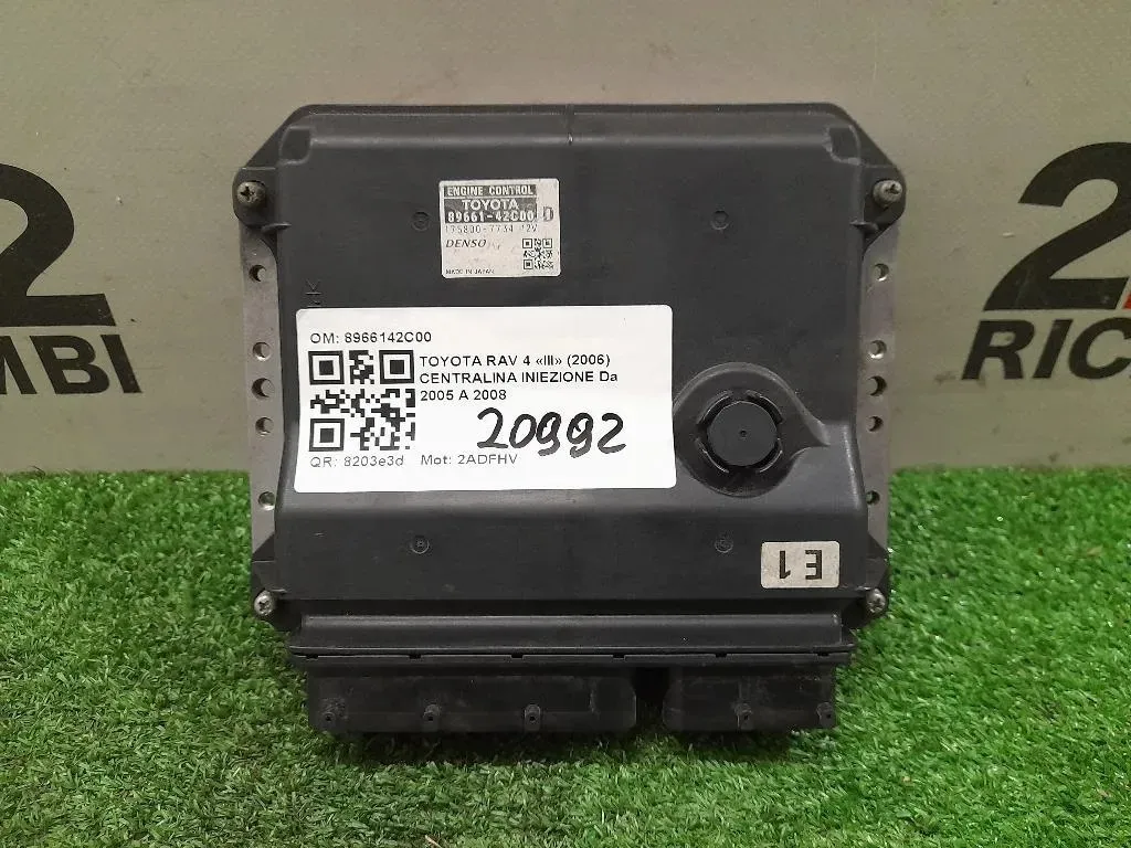 Centralina Iniezione 8966142C00 Toyota RAV 4 III 2006