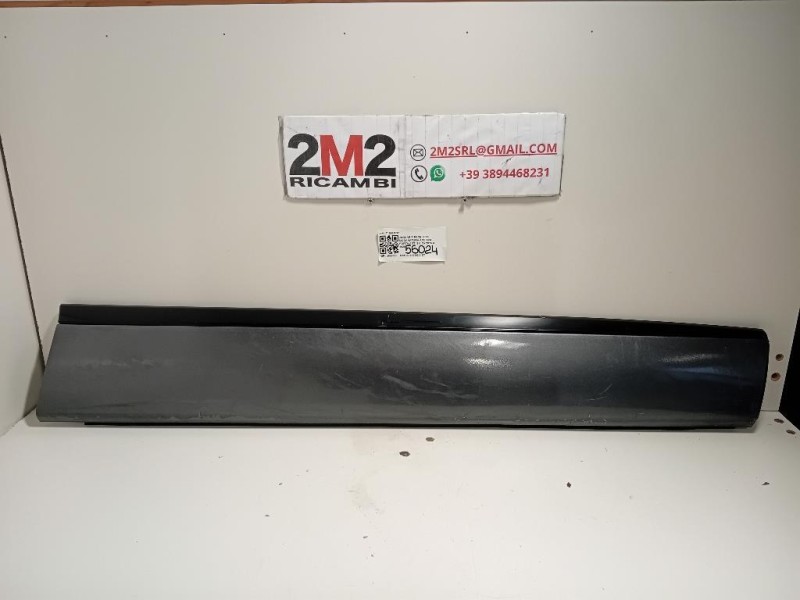 Modanatura Adesiva Porta ANT SX T1092X761 Jaguar F-pace 2015