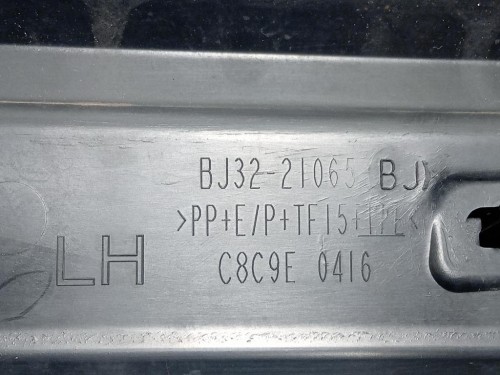 Modanatura Adesiva Porta ANT SX