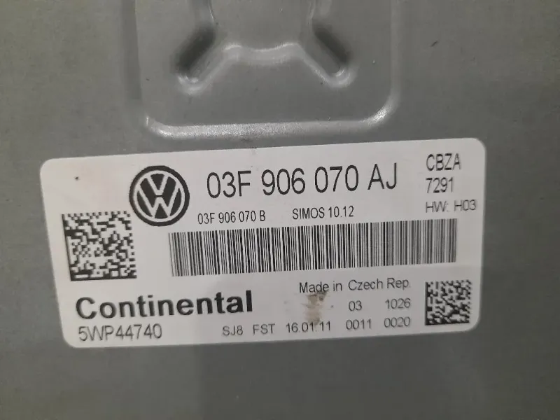 Centralina Iniezione 03F906070AJ Volkswagen GOLF VI 2009