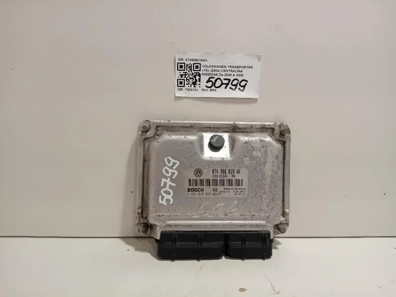 Centralina Iniezione 074906018AK Volkswagen Transporter T5 2004