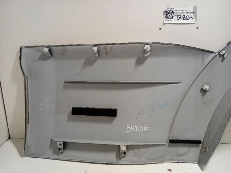 Modanatura Adesiva Porta POST DX 5757A028 Mitsubishi Pajero IV 2007