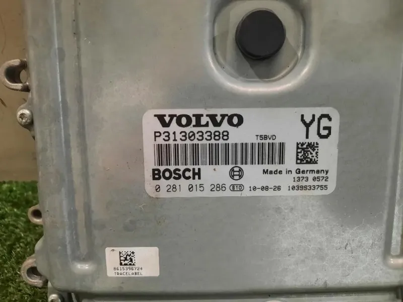 Centralina Iniezione 31303388 Volvo V60 I 2010