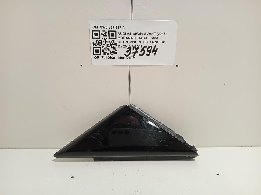 Modanatura Adesiva Retrovisore Esterno SX 8W0 837 637 A Audi A4 8W5 Avant 2015