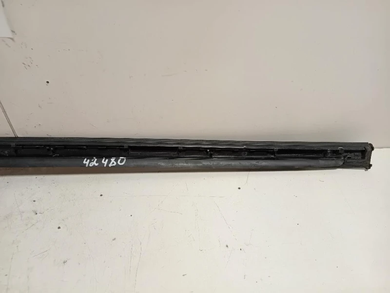 Modanatura Cristallo Deflettore SX A2056900162 Mercedes Classe C W205 2014