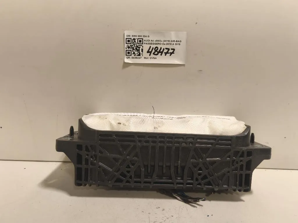 Air-bag Passeggero 8W0 880 204 G Audi A4 8W2 2015
