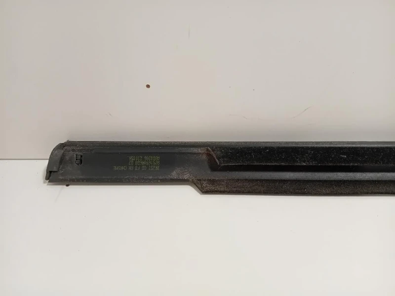 Modanatura Estraschiavetro Porta ANT DX A2516904680 Mercedes Classe R W251 2006