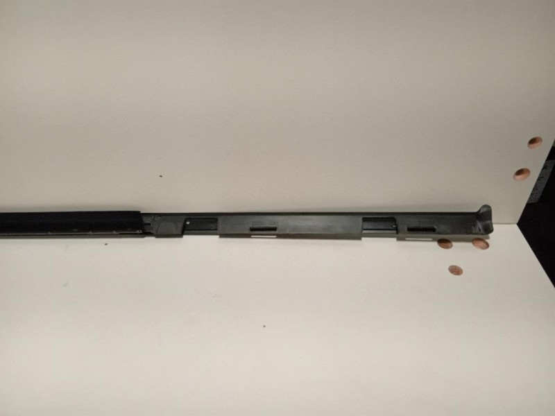 Modanatura Estraschiavetro Porta ANT SX 9309Q1 Peugeot 308 II 2017