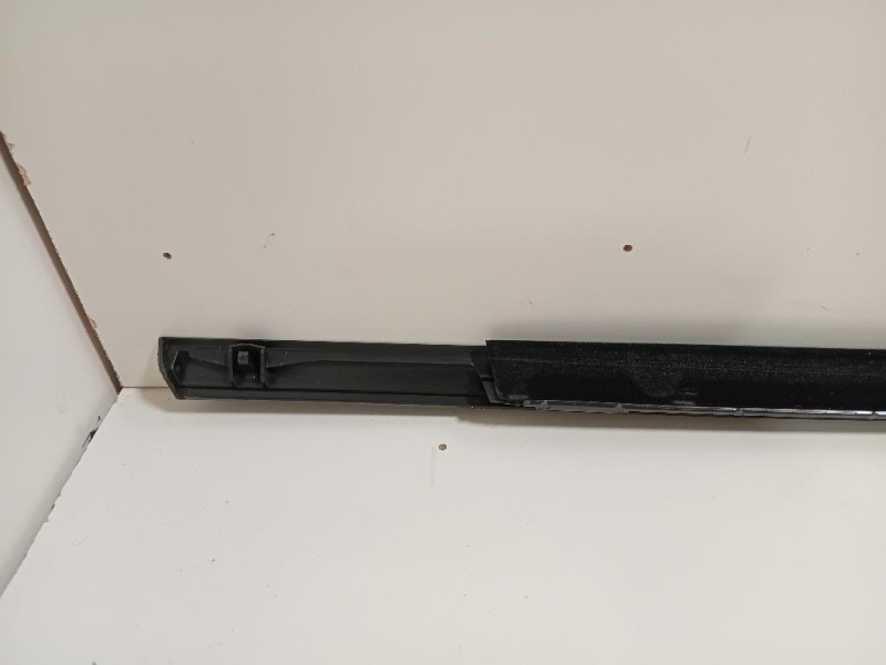 Modanatura Estraschiavetro Porta ANT SX 9309Q1 Peugeot 308 II 2017