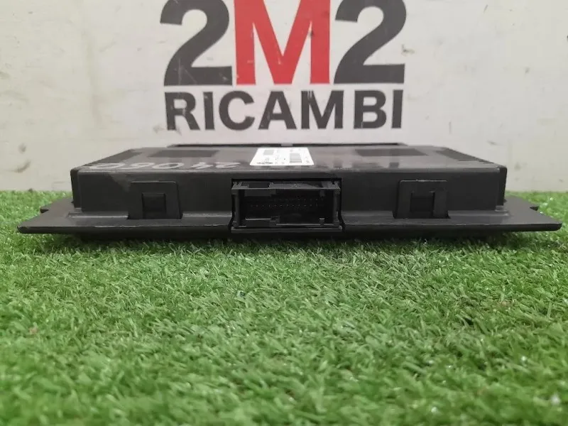 Centralina LUCI Interne 61359263796 Bmw Serie 1 E81 Berlina 2005