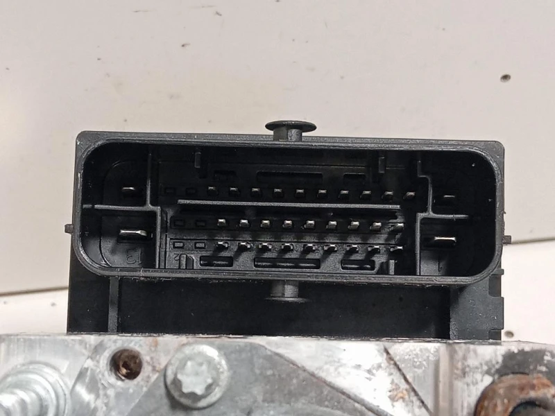 Pompa ABS ANT 13282280 Opel Corsa D 2011