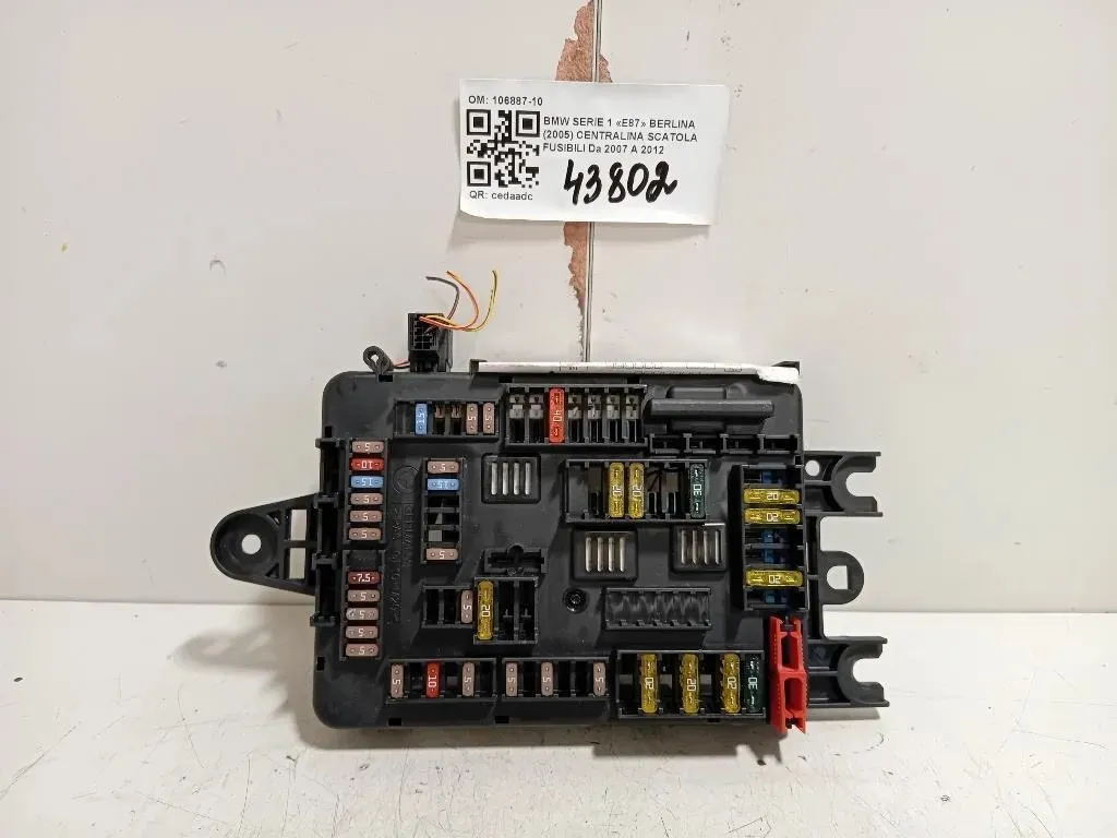 Centralina Scatola Fusibili 106887-10 Bmw Serie 1 E87 Berlina 2005
