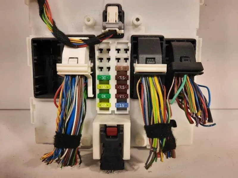 Centralina Scatola Fusibili 9352864 Bmw Serie 1 F20 Berlina 2012