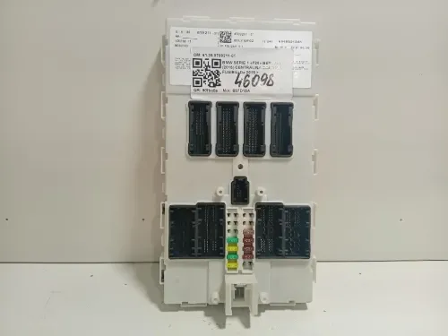 Centralina Scatola Fusibili 6135 8709211-01 Bmw Serie 1 F20 Berlina 2015