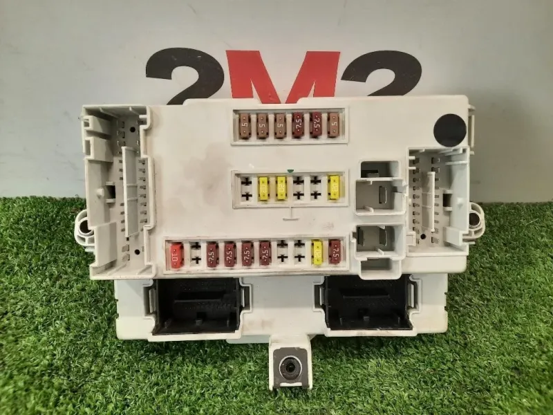 Centralina Scatola Fusibili 51953894 BODY Fiat 500L 2013