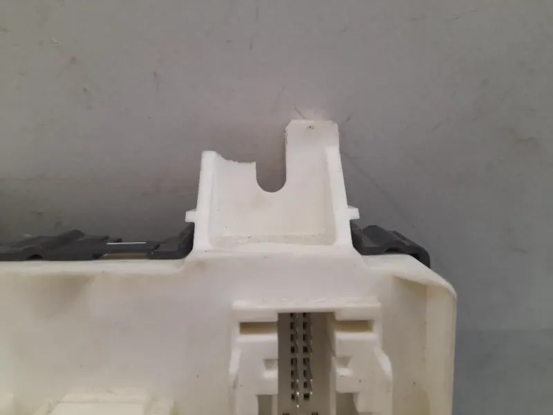 Centralina Scatola Fusibili 68154472AB Fiat Freemont 2011