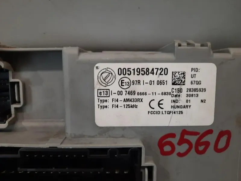 Centralina Scatola Fusibili 519584720 CENTRALINA Fiat Panda III 2012