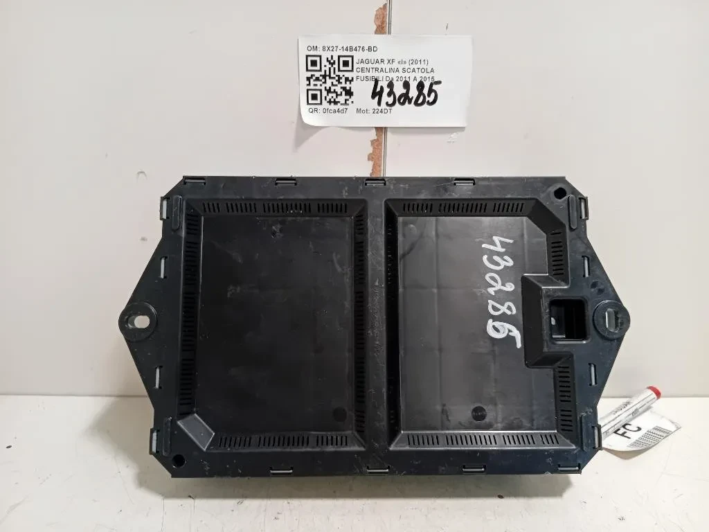 Centralina Scatola Fusibili 8X27-14B476-BD Jaguar XF I 2011