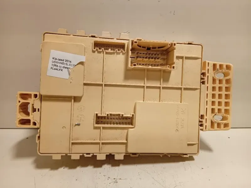 Centralina Scatola Fusibili 91950-A202110 Kia CEED II 2012