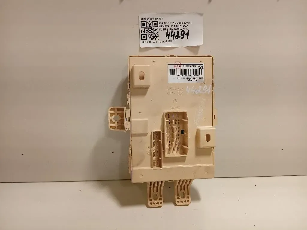 Centralina Scatola Fusibili 91950-3W033 Kia Sportage III 2010