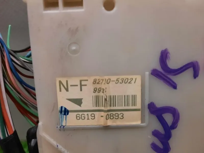 Centralina Scatola Fusibili 8273053021 Lexus Serie IS II 2006