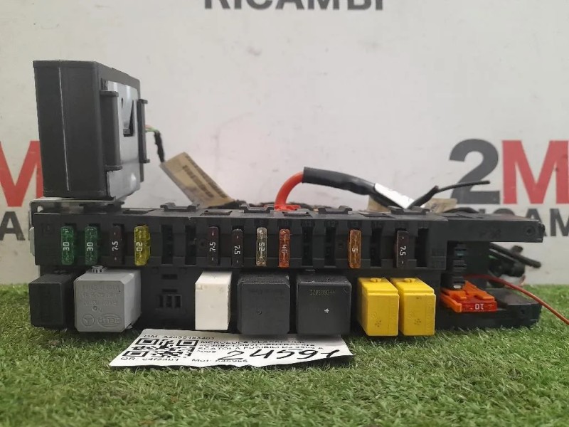 Centralina Scatola Fusibili A2035453401 Mercedes Classe CLK C209 2003