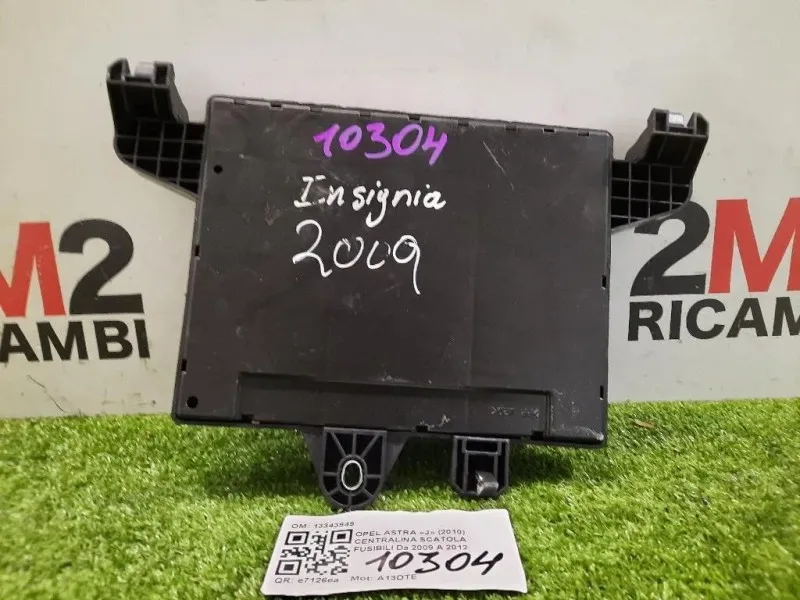 Centralina Scatola Fusibili 13343949 Opel Astra J 2010