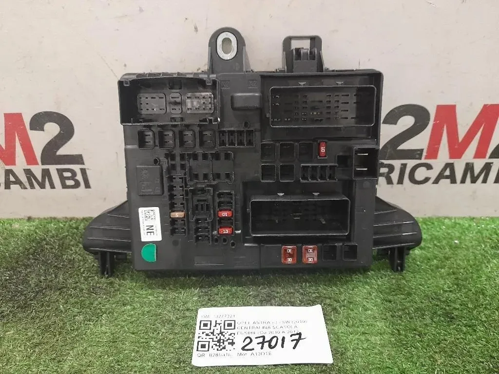 Centralina Scatola Fusibili 13277321 Opel Astra J SW 2010