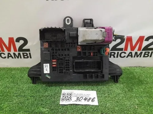 Centralina Scatola Fusibili 2273776802 Opel Insignia A 2009