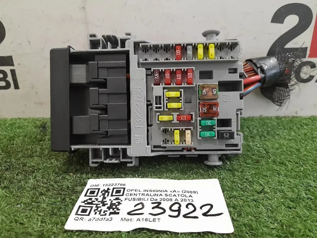 Centralina Scatola Fusibili 13222786 Opel Insignia A 2009