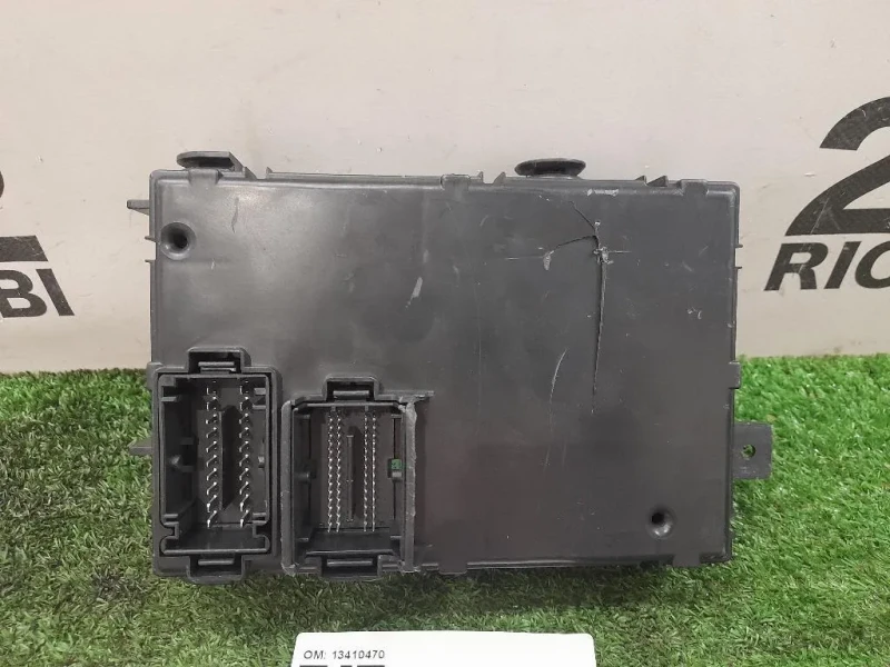 Centralina Scatola Fusibili 13410470 Opel Meriva B 2010