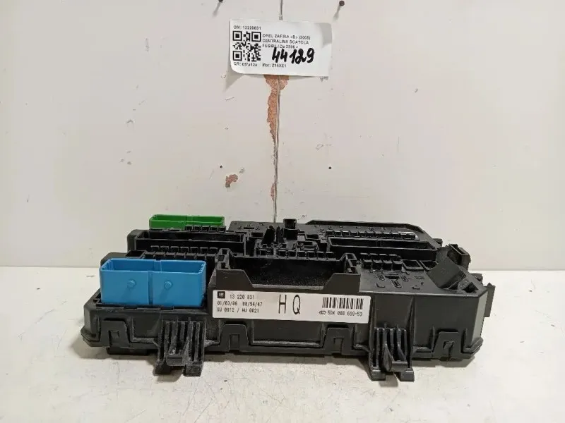 Centralina Scatola Fusibili 13220831 Opel Zafira B 2005