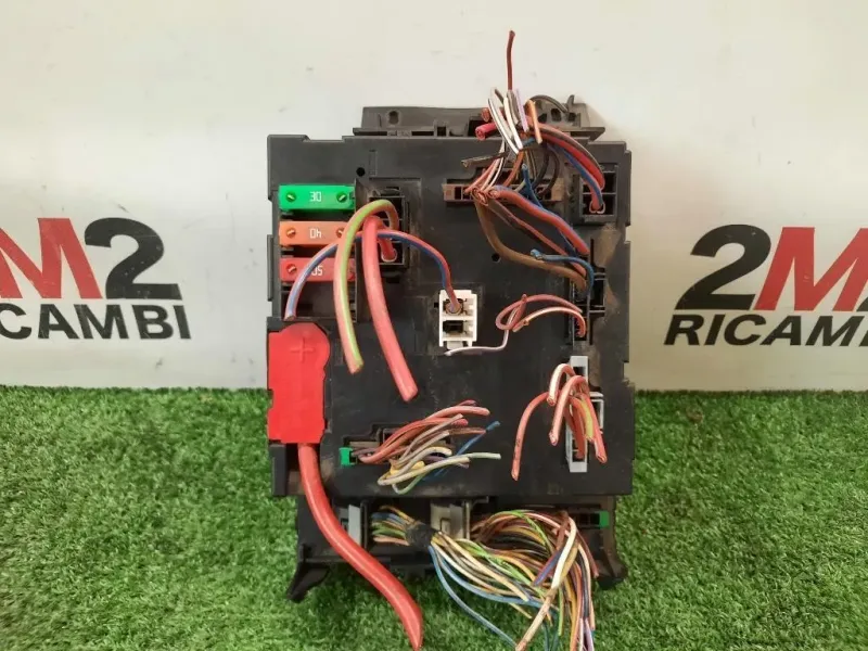 Centralina Scatola Fusibili A4515401350 A4515451001 5WK49737AA Smart Fortwo Cabrio 451 2007